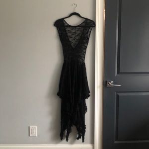 BLACK lace midi dress